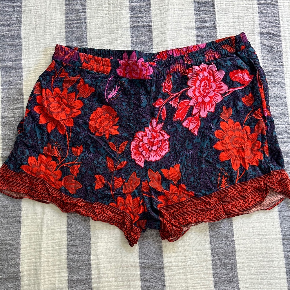 Anthropologie Floral Beach Lounge Shorts - size M